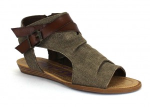 Brown sandal with fabric
