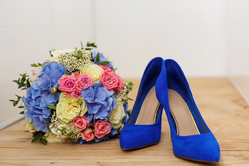 wedding bouquet and cobalt blue heels